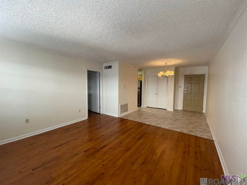 apt-201-4735 Government St, Baton Rouge, LA, 70806-5803 | Card Image