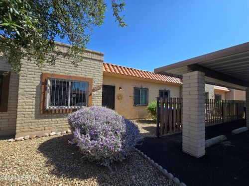8919 E Calle Norlo, Tucson, AZ, 85710-7319 | Card Image