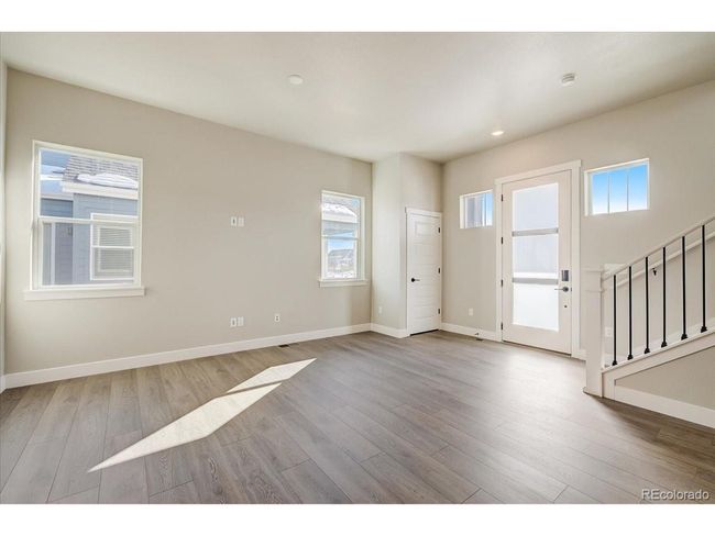 5962 Rendezvous Pkwy, Townhouse with 3 bedrooms, 3 bathrooms and null parking in Timnath CO | Image 9