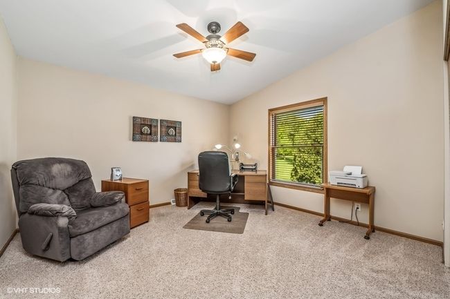 972 W Shore Dr, House other with 3 bedrooms, 3 bathrooms and 3 parking in Fox Lake IL | Image 14