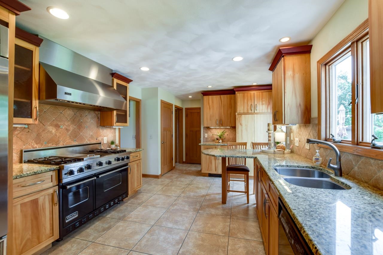 Sunset Dr, Lodi, WI 53555