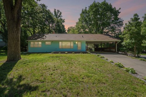 6633 E Wood Circle, Middleton, WI, 53562 | Card Image