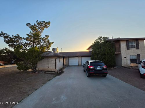 217 Palmary Dr, El Paso, TX, 79912-3058 | Card Image