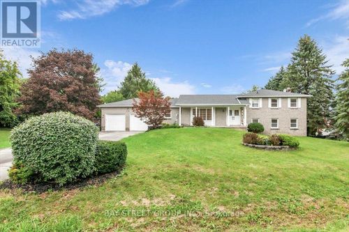 25 Marjorie Drive, Whitchurch Stouffville, ON, L4A2C8 | Card Image