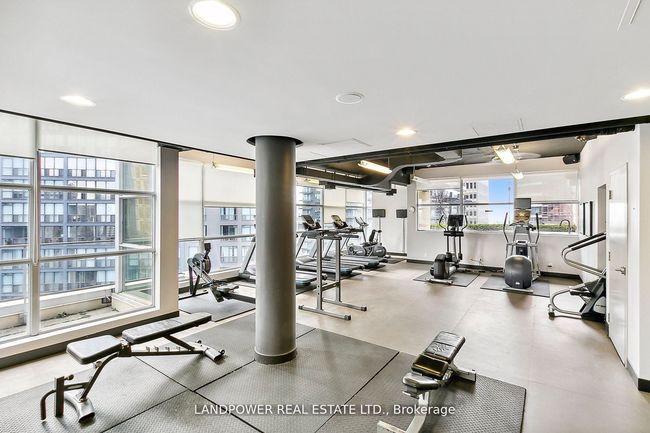 1105 - 11 St Joseph St, Condo with 1 bedrooms, 1 bathrooms and null parking in Toronto ON | Image 21