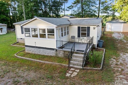 611 Hawthorne Dr, Bracey, VA, 23919-1954 | Card Image