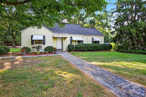 422 Wagner St, Troutman, NC, 28166-9635 | Card Image