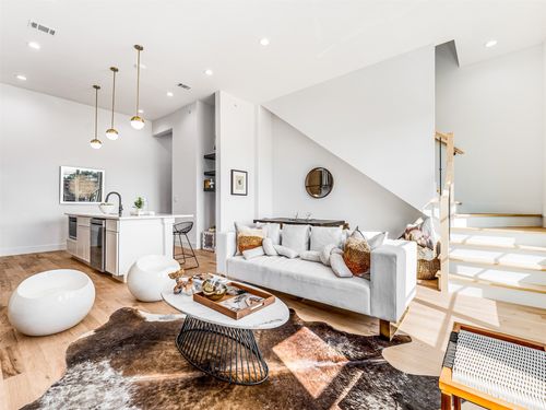 107-2080 Kelly Ave, Dallas, TX, 75215 | Card Image