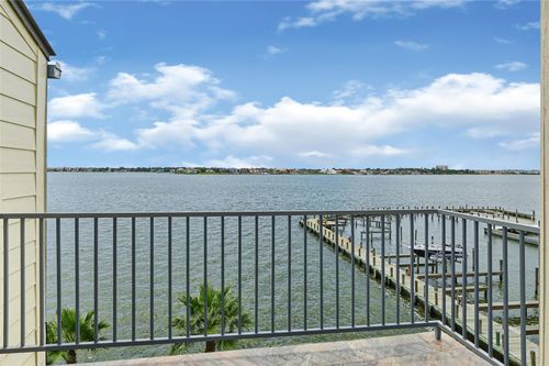apt-311-4001 Nasa Pkwy, El Lago, TX, 77586-6230 | Card Image