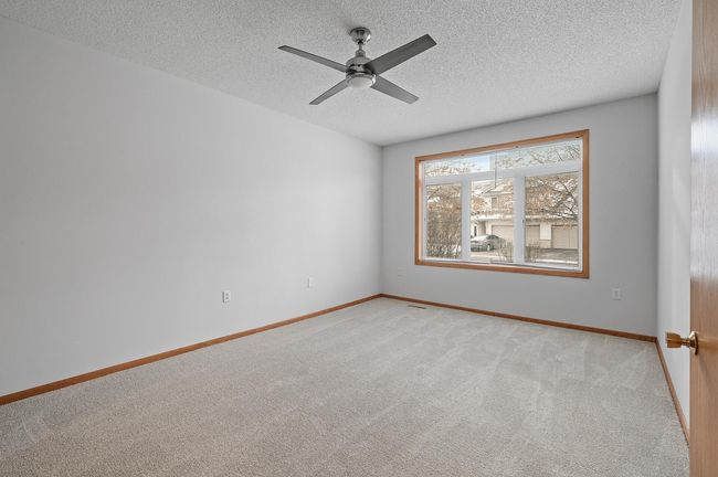 1118 Crystal Pl W, Townhouse with 2 bedrooms, 2 bathrooms and null parking in Chaska MN | Image 21
