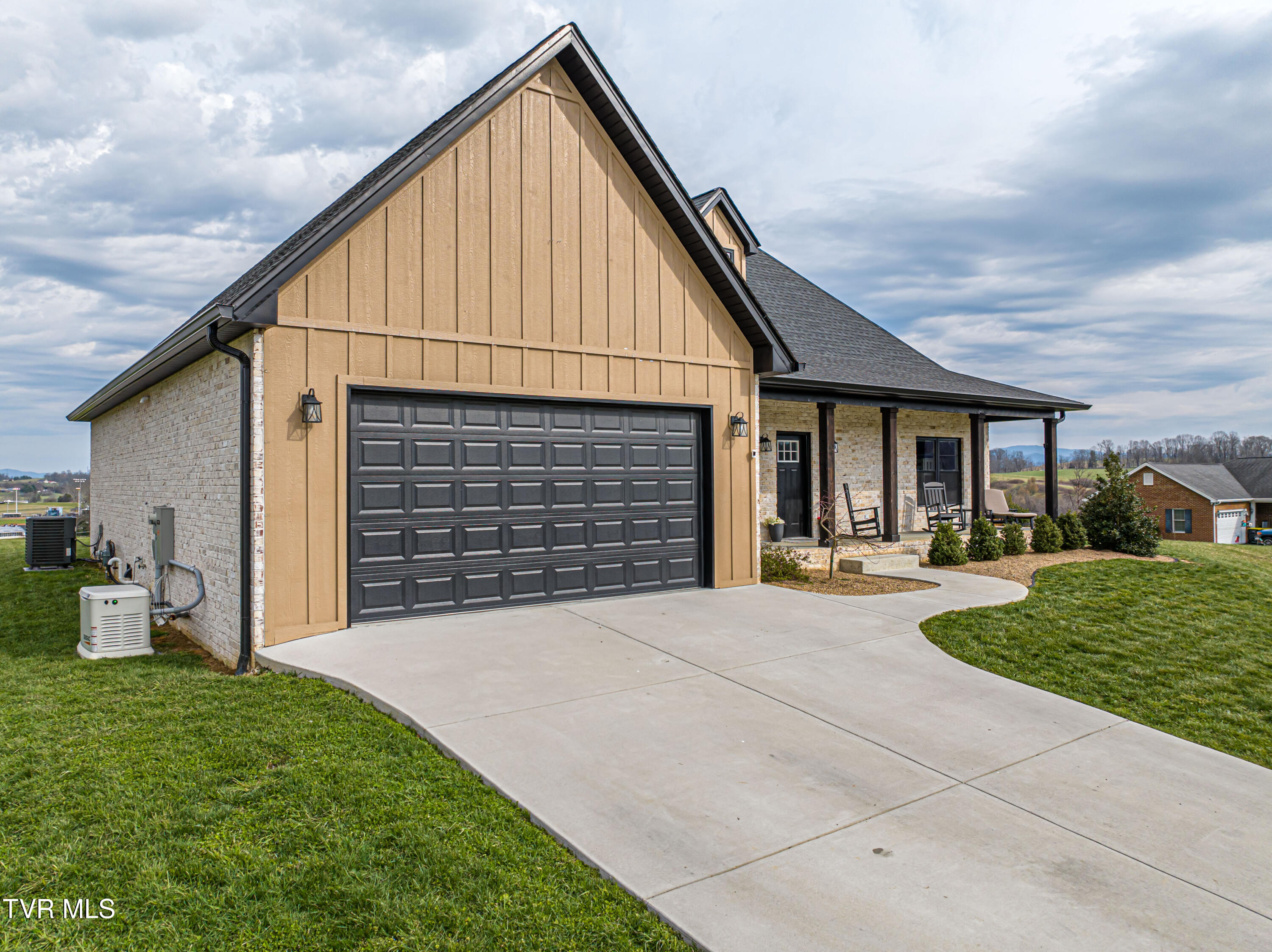 Residential in Glade Spring 3