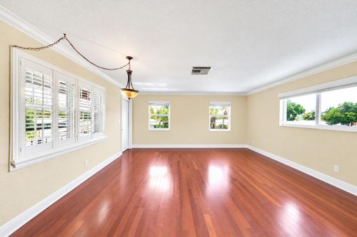 11-2701 Middle River Dr, Fort Lauderdale, FL, 33306-1450 | Card Image
