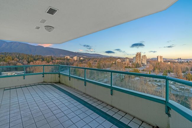 18A - 338 Taylor Way, Condo with 2 bedrooms, 2 bathrooms and 2 parking in West Vancouver BC | Image 10