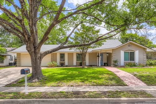 547 Patricia, San Antonio, TX, 78216-3568 | Card Image