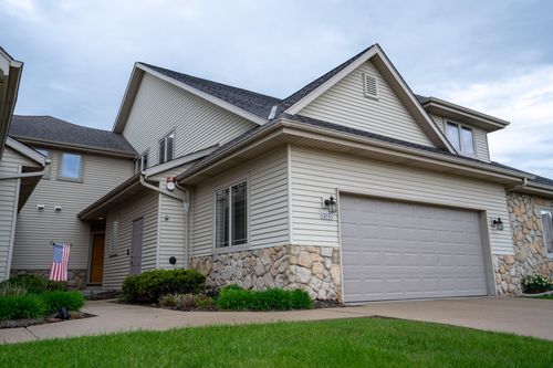 14785 W Wilbur Dr, New Berlin, WI, 53151-5278 | Card Image