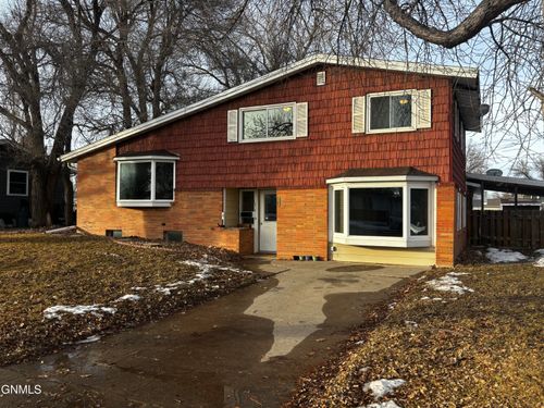 1012 18th Street W, Williston, ND, 58801 | Card Image
