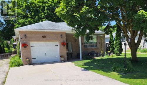 136 Patterson St N, New Tecumseth, ON, L0G1A0 | Card Image