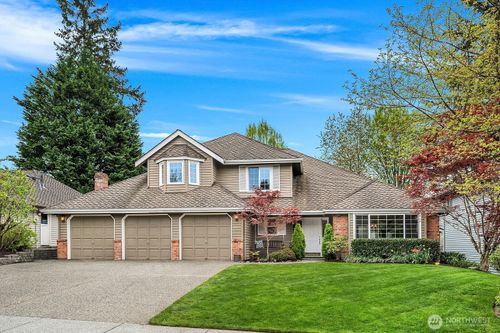 24505 Se 45th St, Sammamish, WA, 98029-6548 | Card Image