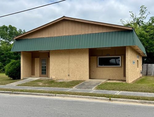 120 N 2nd St, Wewahitchka, FL, 32465-9707 | Card Image