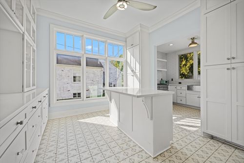 409 N Oak St, Springfield, TN, 37172-2334 | Card Image