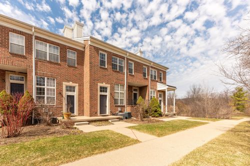 1867 Lindsay Ln, Ann Arbor, MI, 48104-4167 | Card Image