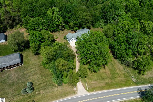 1069 El Camino Grande, House other with 4 bedrooms, 2 bathrooms and null parking in Lake Isabella MI | Image 9