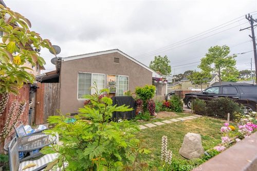 4954 W 118th St, Hawthorne, CA, 90250 | Card Image