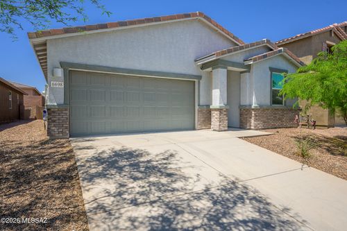 6698 E Camino Estarna, Tucson, AZ, 85756 | Card Image