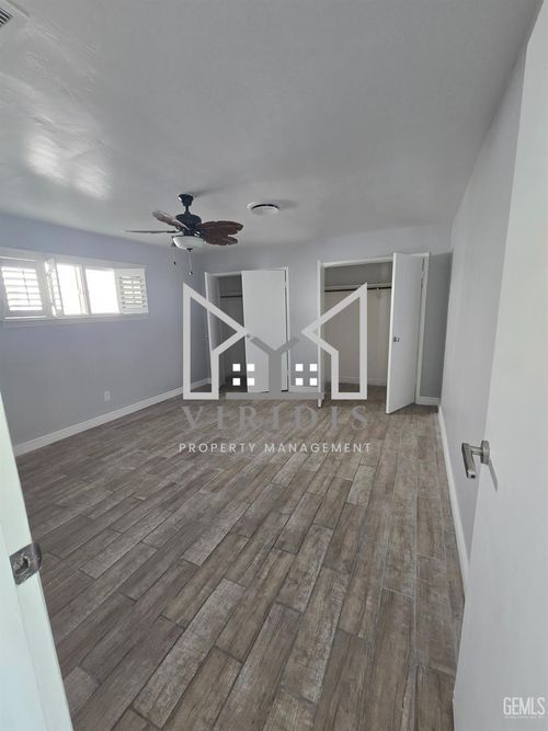 1017 Radcliffe, Bakersfield, CA, 93305 | Card Image