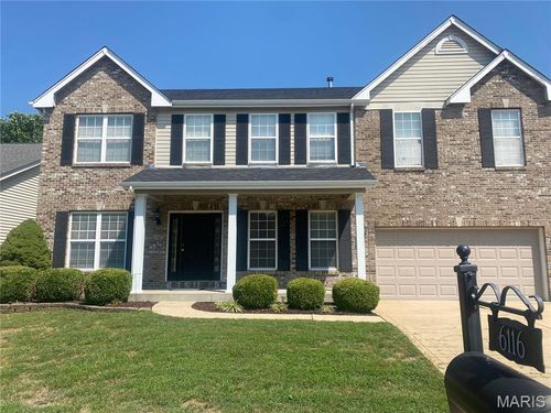 6116 Arbor Green Dr, Saint Louis, MO, 63129-4667 | Card Image