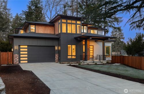 218 163rd Pl Se, Bellevue, WA, 98008-4634 | Card Image