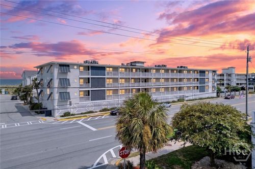 524-3 3rd St, Tybee Island, GA, 31328-8990 | Card Image