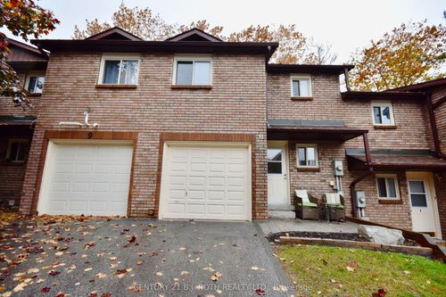 11 Pheasant Trail, Barrie, ON, L4N6W4 | Card Image