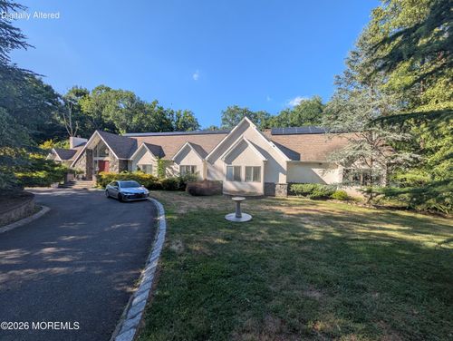 32 Takolusa Dr, Holmdel, NJ, 07733-1236 | Card Image