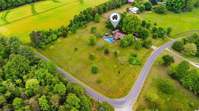 9020 Deer Hill Rd, House other with 4 bedrooms, 3 bathrooms and null parking in Belews Creek NC | Image 41