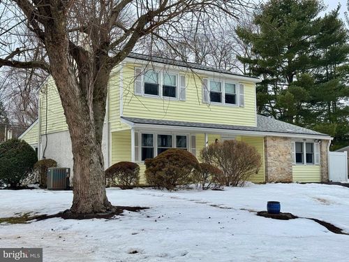 1460 Cathys Ln, NORTH WALES, PA, 19454-2202 | Card Image