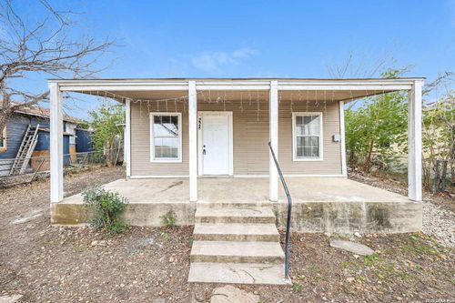 228 Yucca St, San Antonio, TX, 78203-2350 | Card Image