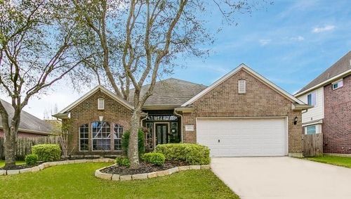 11712 Summer Brook Ct, Pearland, TX, 77584-7205 | Card Image