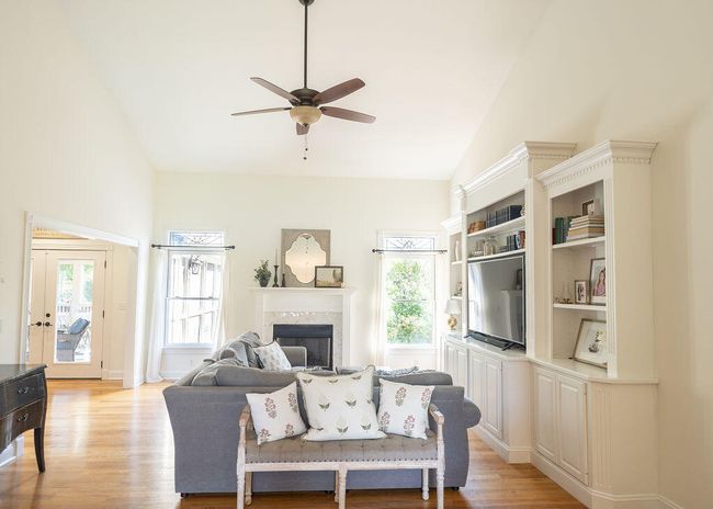 Built-in entertainment center. | Image 15