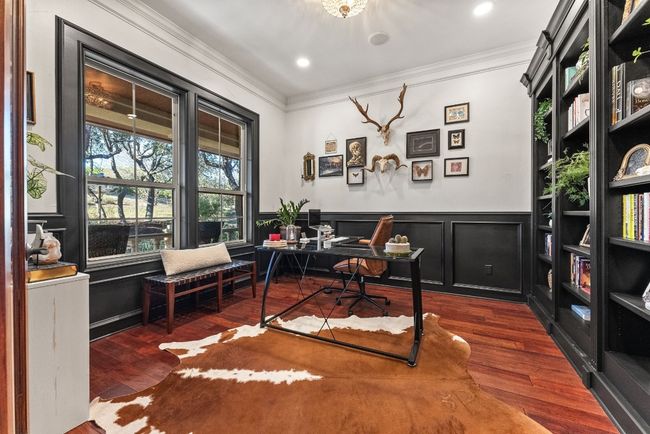Front office with view of the front porch. | Image 16