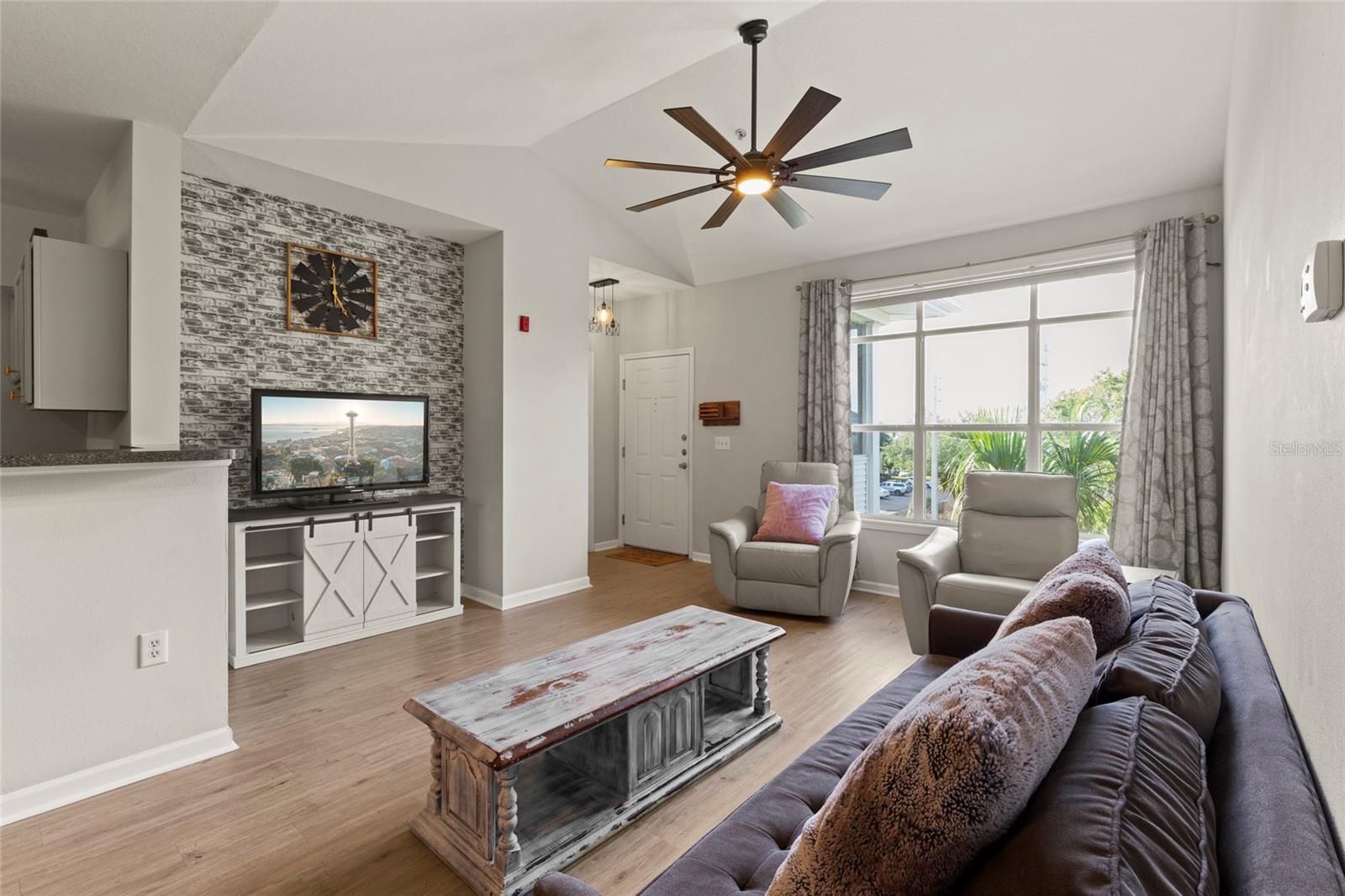 Residential Lease in BRADENTON 3