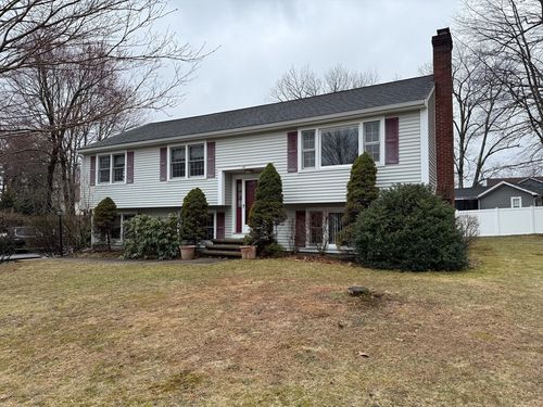 19 Forest Park Ave, Tyngsboro, MA, 01879-1707 | Card Image