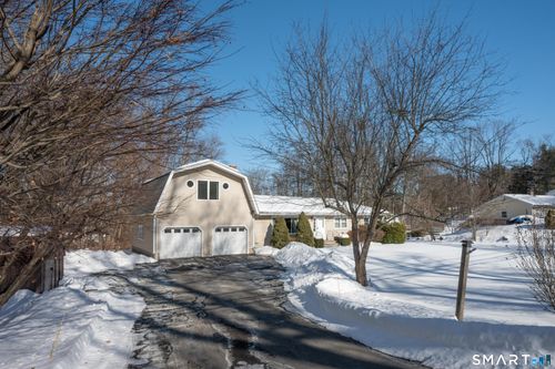 23 Federal Rd, Shelton, CT, 06484-3412 | Card Image