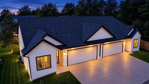 35-602 E Madison Ave, Milton, WI, 53563-1345 | Card Image