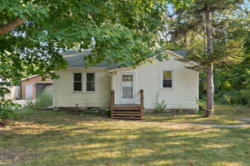 1611 19th St, Zion, IL, 60099-1720 | Card Image