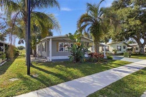 36434 Malibu Way, ZEPHYRHILLS, FL, 33541-2060 | Card Image