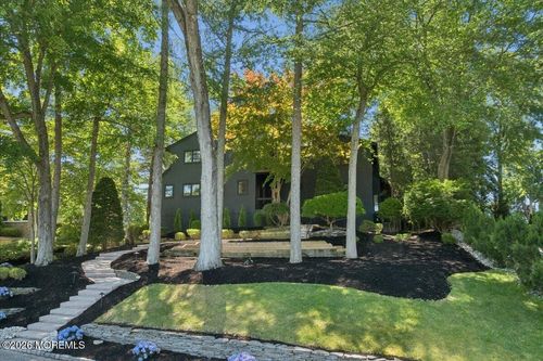 5 Eli Cir, Morganville, NJ, 07751-1661 | Card Image
