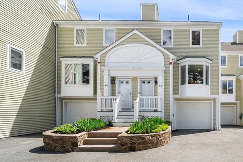 45-45 Abington Rd, Danvers, MA, 01923-3667 | Card Image