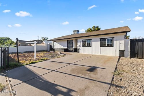 8663 W Monterey Way, Phoenix, AZ, 85037-3034 | Card Image