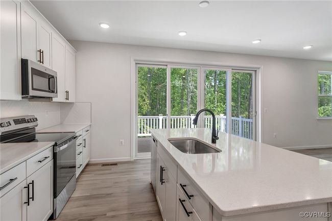 7115 Resolution Way, House other with 3 bedrooms, 3 bathrooms and null parking in Ruther Glen VA | Image 7